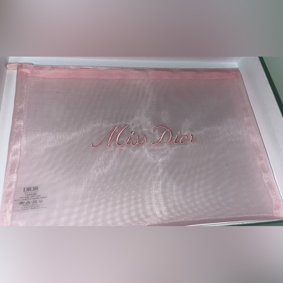 New/authentic Dior mesh pouch/cosmetic bag - Picture 5 of 6